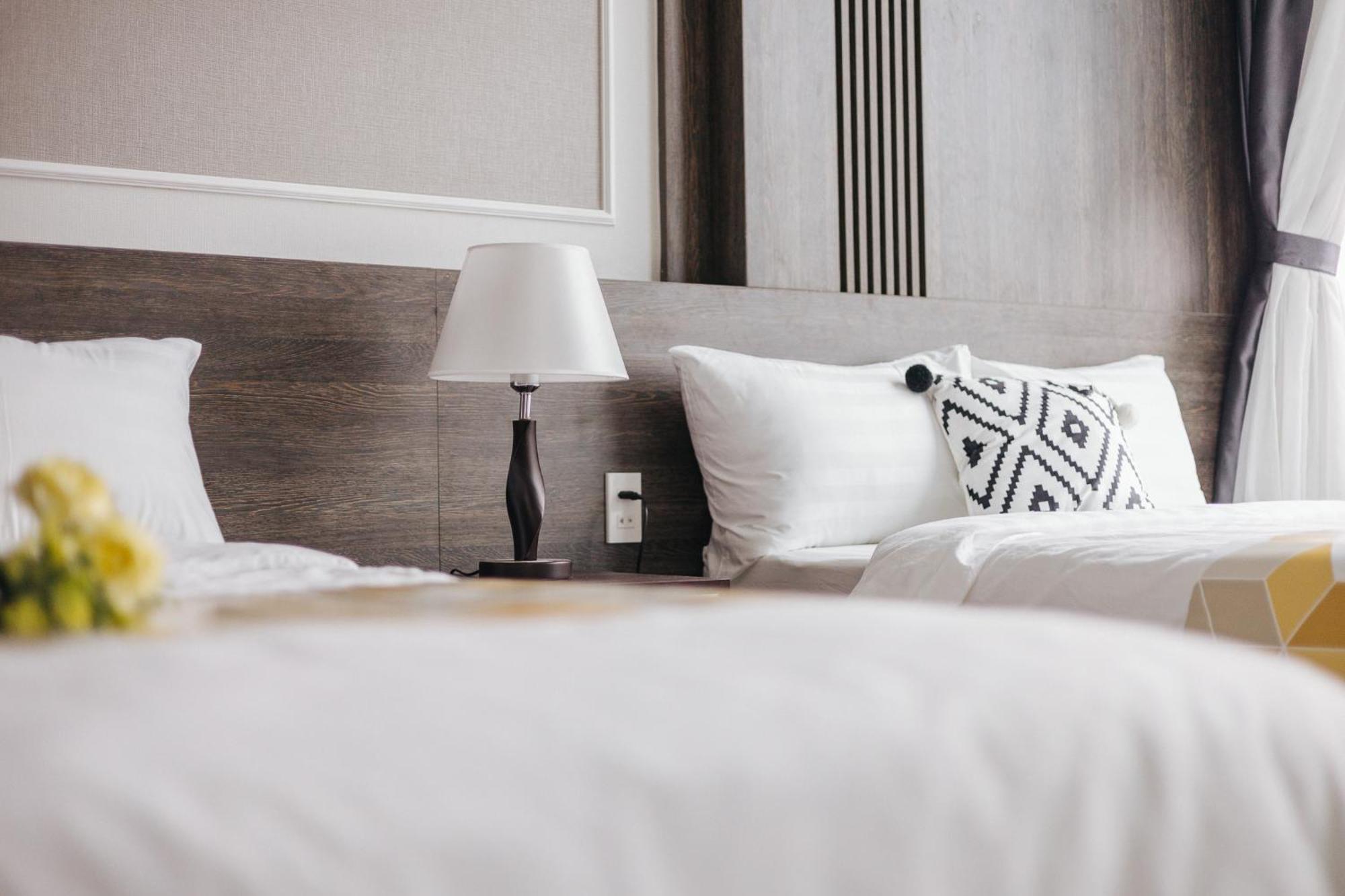 האנוי Ivy Hotel & Apartment - Stay 24H מראה חיצוני תמונה