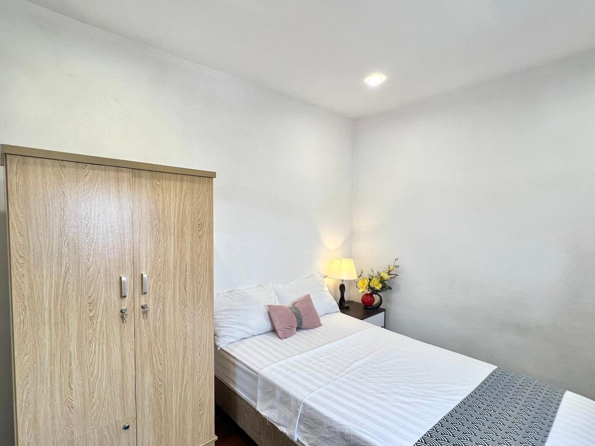 האנוי Ivy Hotel & Apartment - Stay 24H מראה חיצוני תמונה